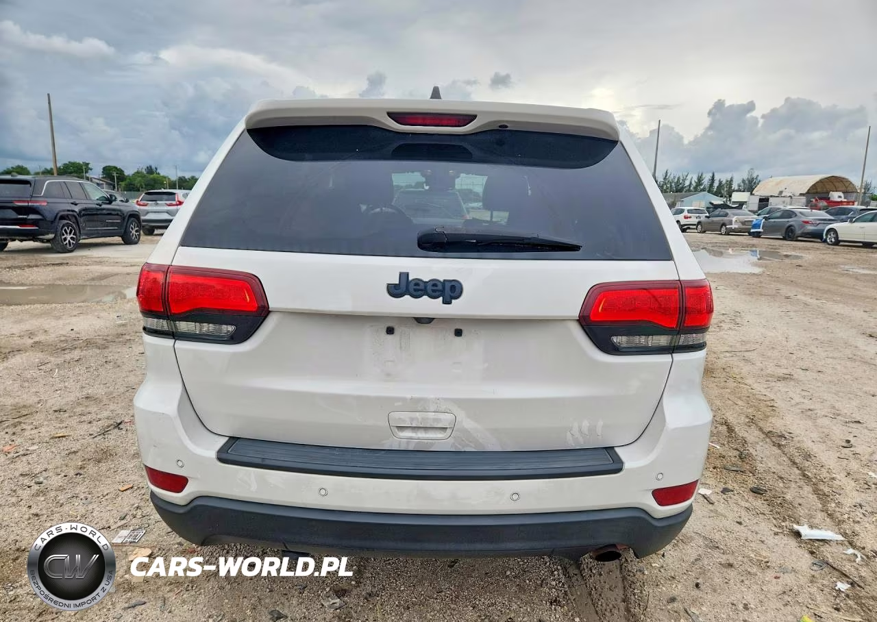 2019 Jeep Grand Cherokee Laredo VIN:1C4RJEAG4KC572770 - 6
