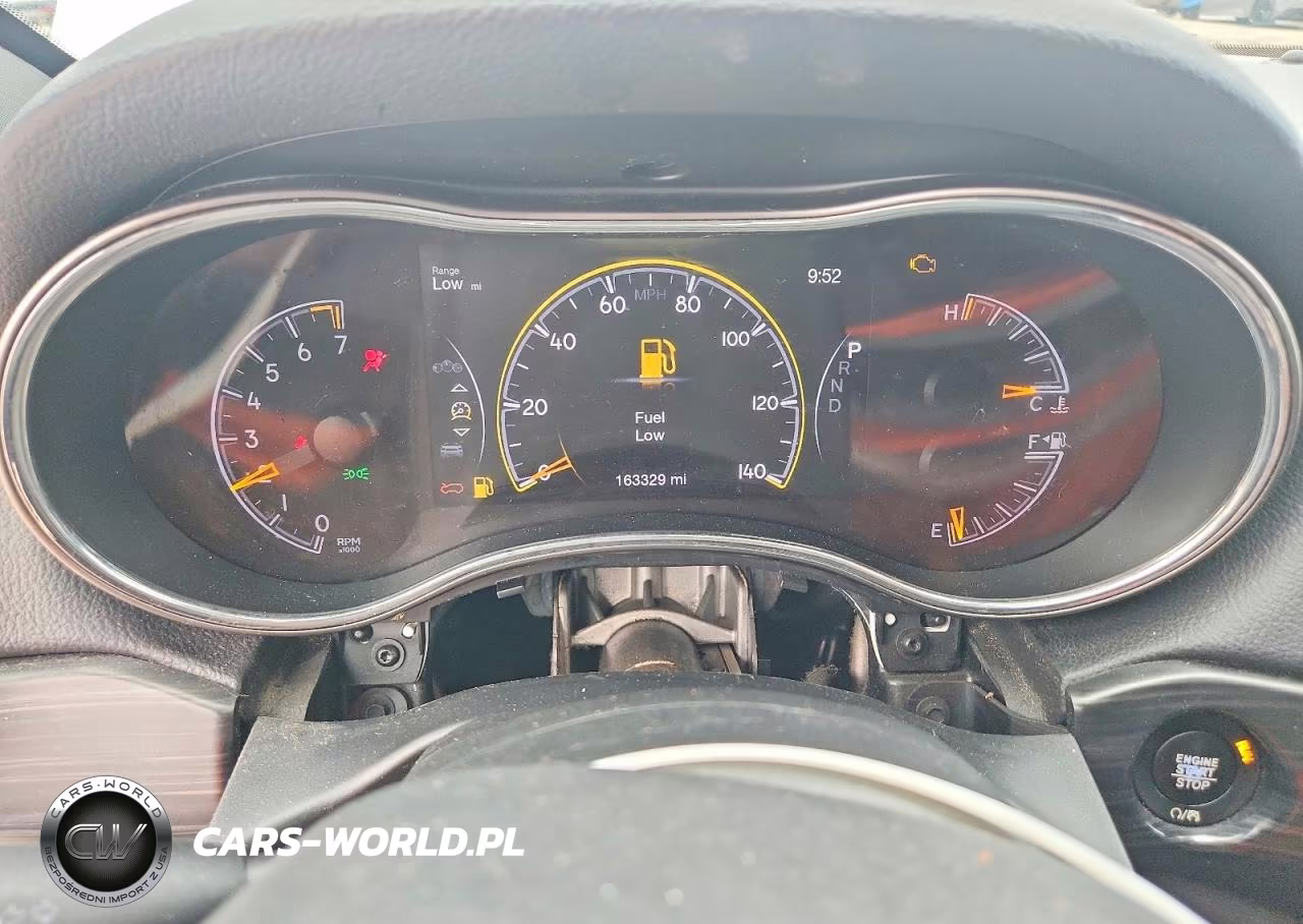2019 Jeep Grand Cherokee Laredo VIN:1C4RJEAG4KC572770 - 9