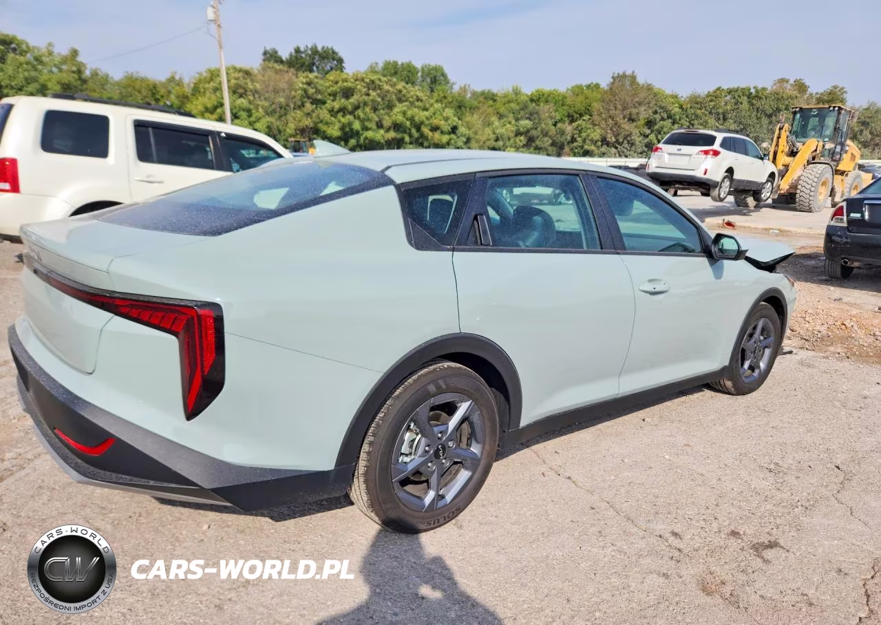 2026 Kia K4 Lxs VIN:3KPFT4DE6TE377152 - 3