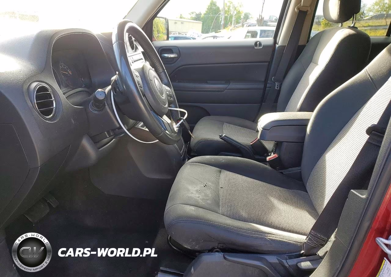 2014 Jeep Patriot Latitude VIN:1C4NJRFB8ED716922 - 7