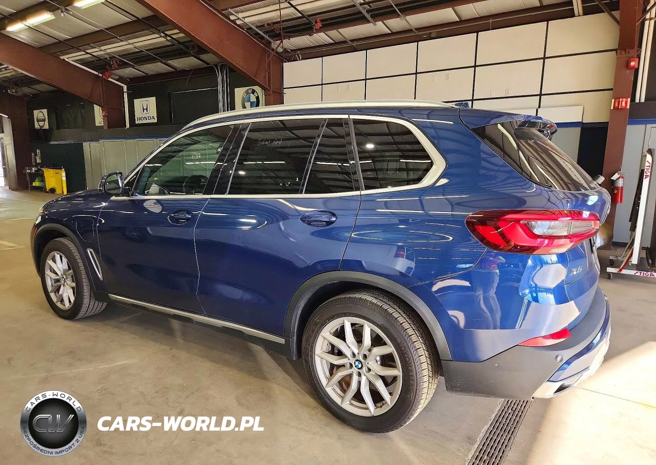 2021 BMW X5 xDrive45E VIN:5UXTA6C08M9F27585 - 2