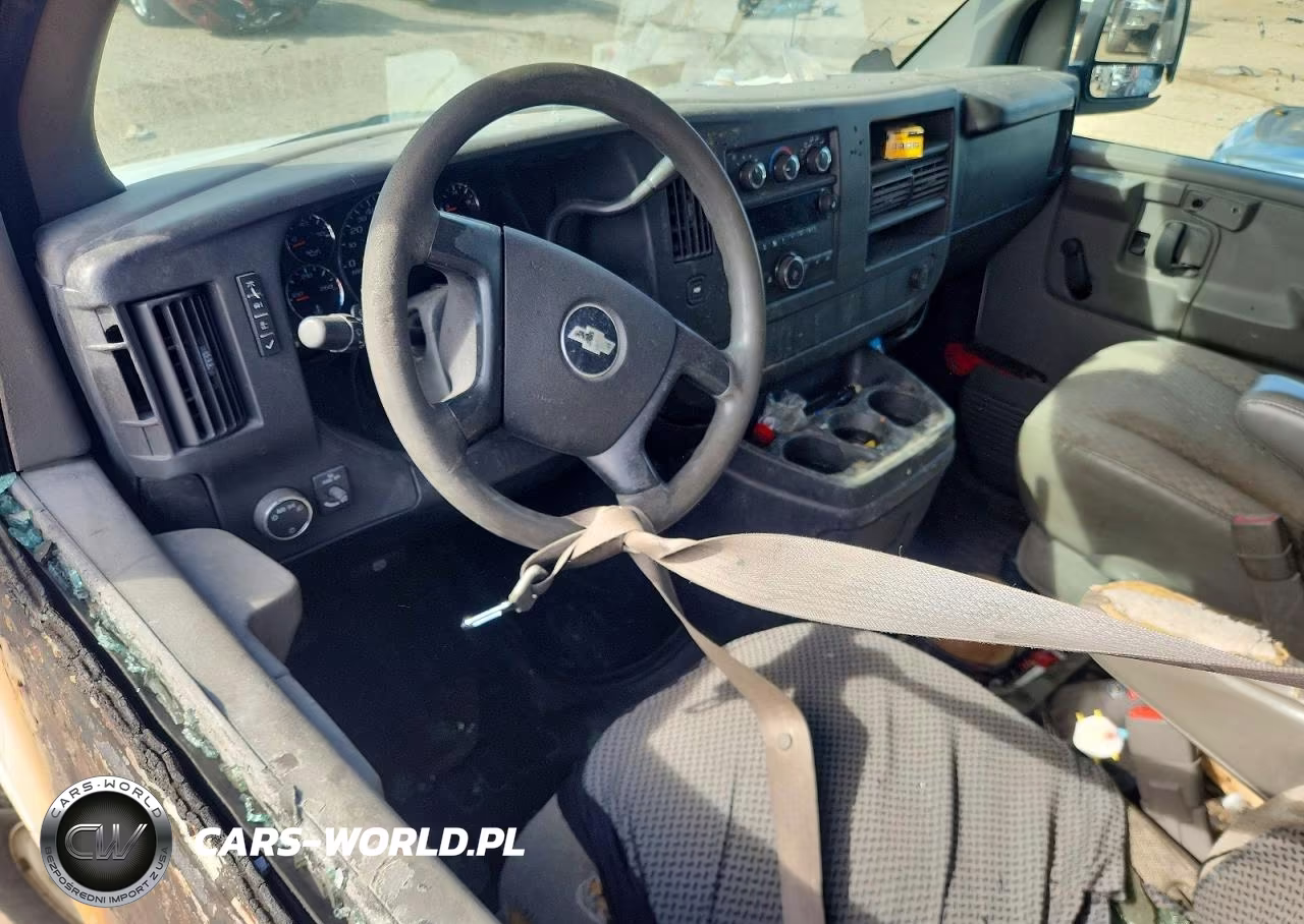 2008 Chevrolet Express G2500 VIN:1GCGG25C181219452 - 8