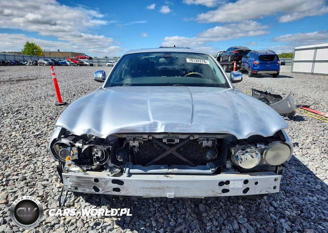 2008 Jaguar Xj Vanden Plas VIN:SAJWA82B68SH22436 - 5