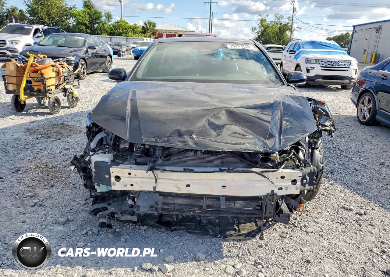 2026 Toyota Camry Se VIN:4T1DAACK6TU317923 - 5