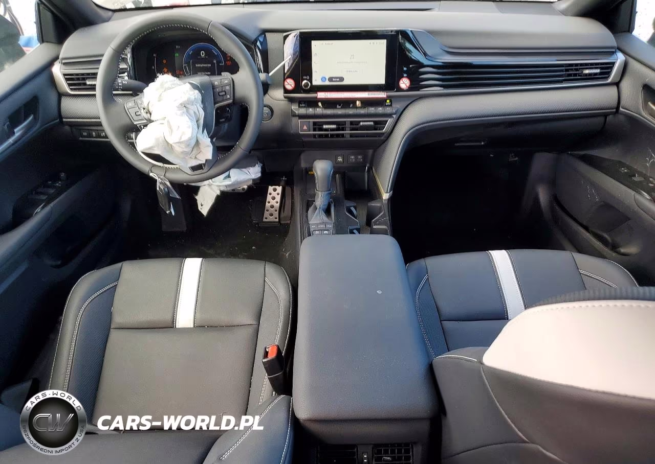 2026 Toyota Camry Se VIN:4T1DAACK6TU317923 - 8