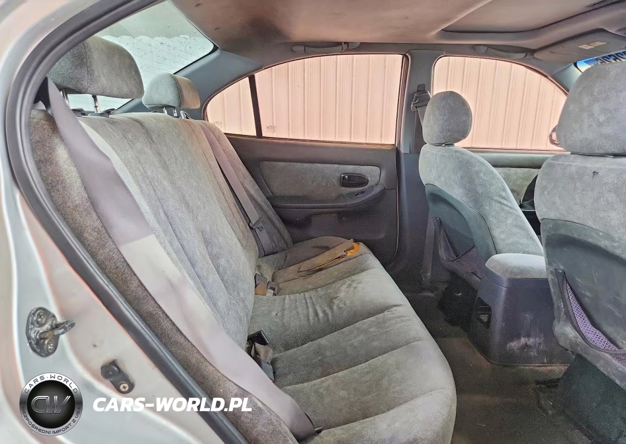 2002 Hyundai Elantra Gls VIN:KMHDN45D62U447381 - 10