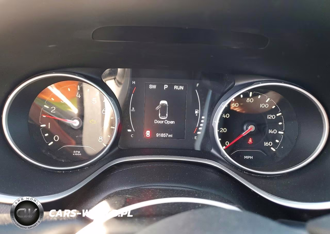 2018 Jeep Compass Latitude VIN:3C4NJDBB8JT485615 - 9
