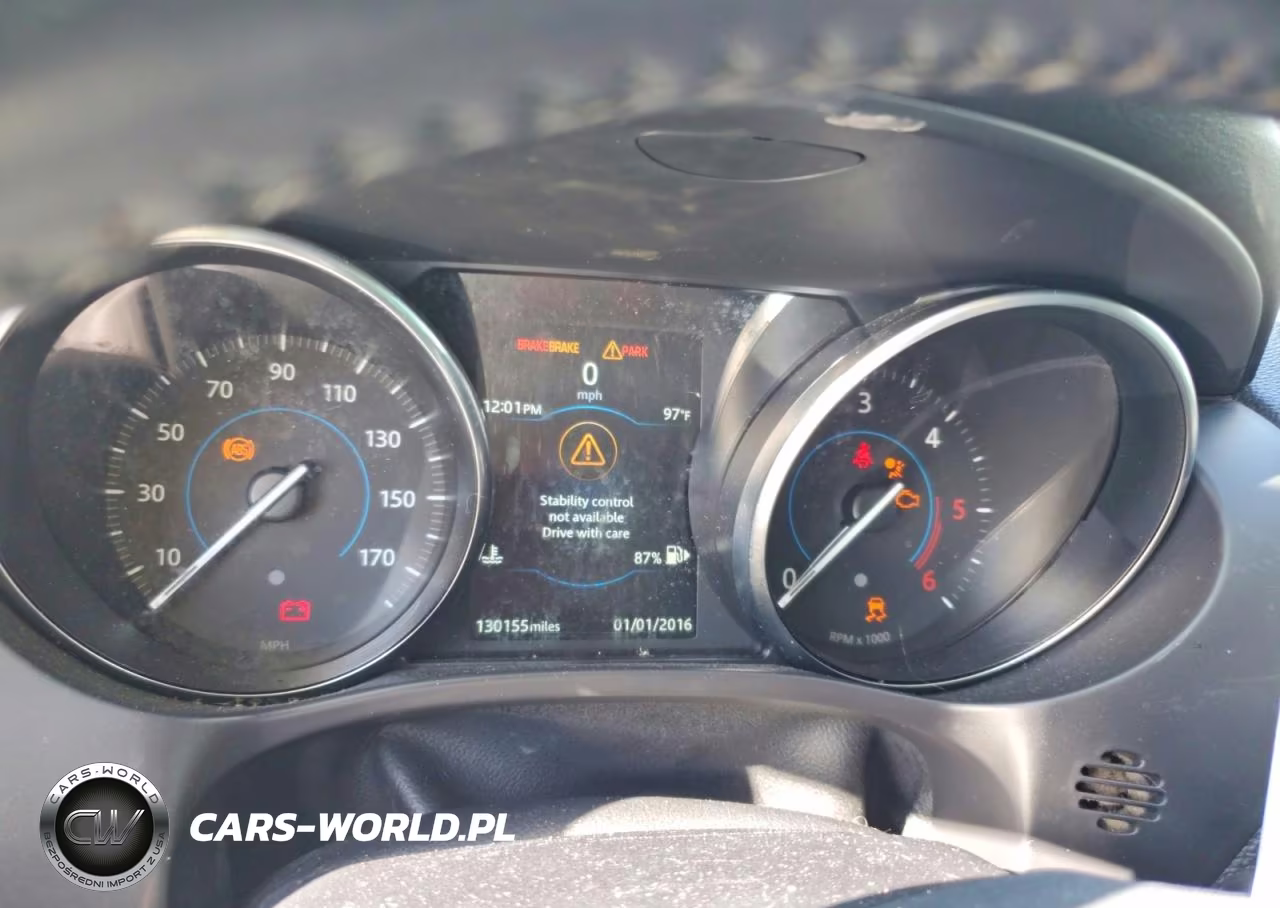 2018 Jaguar F-Pace Premium VIN:SADCJ2FN5JA293855 - 9