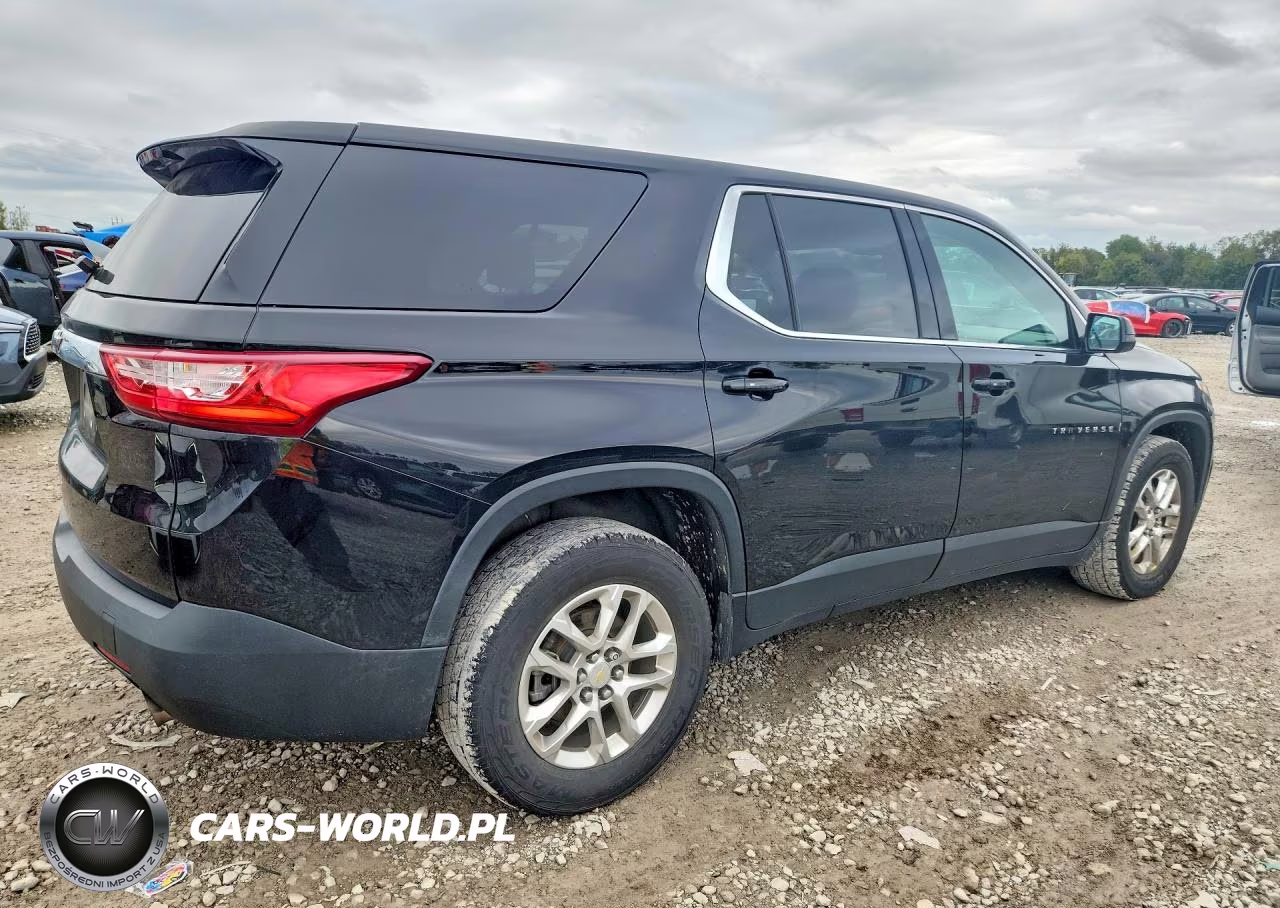 2020 Chevrolet Traverse Ls VIN:1GNERFKW4LJ299000 - 3