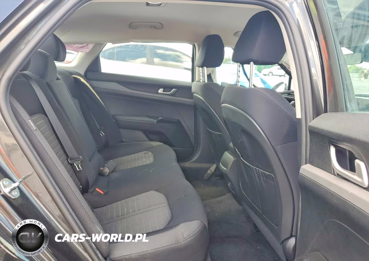 2026 Kia K5 Lxs VIN:KNAG24J7XT5476319 - 10