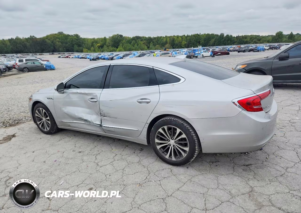 2018 Buick Lacrosse Essence VIN:1G4ZP5SS0JU145673 - 2