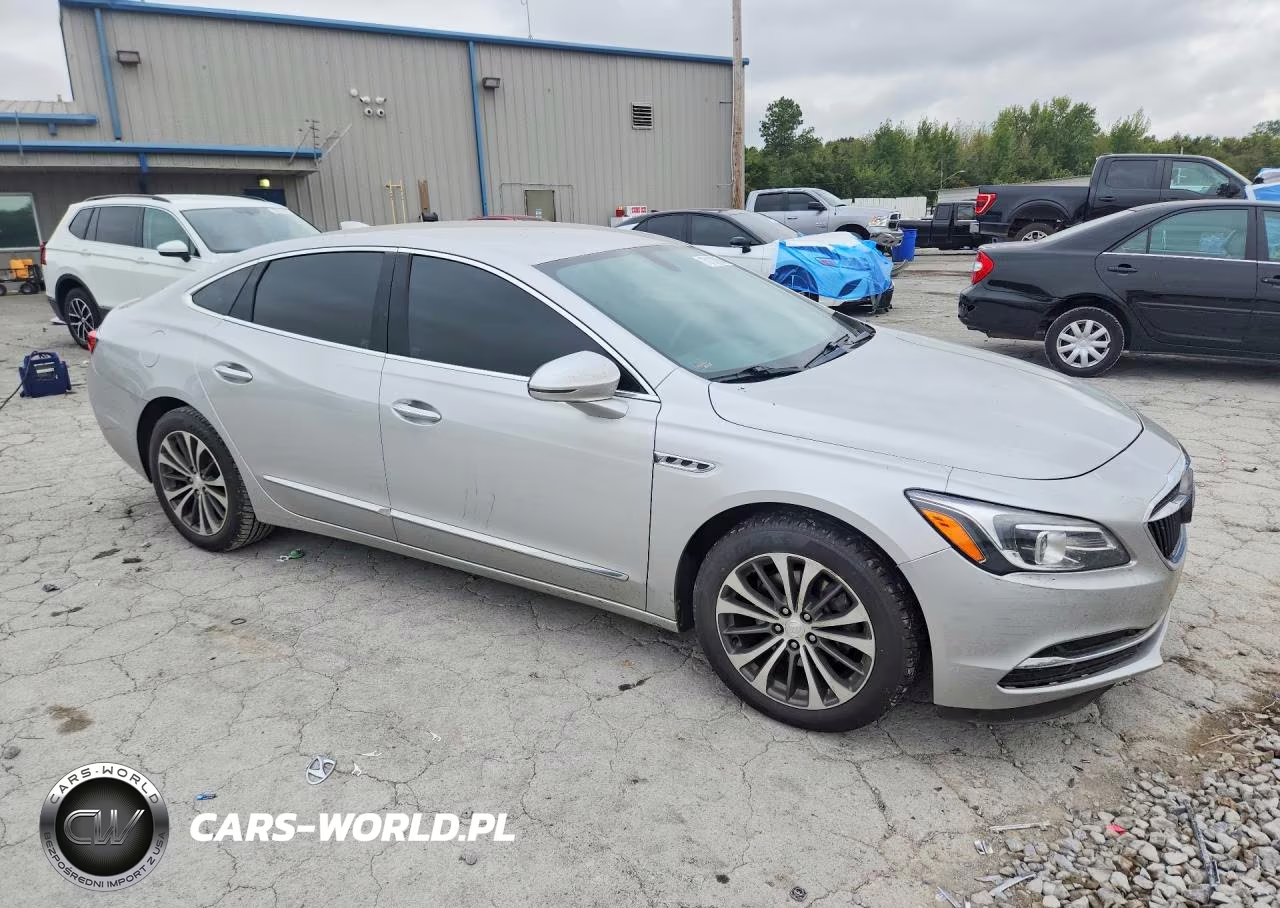 2018 Buick Lacrosse Essence VIN:1G4ZP5SS0JU145673 - 4