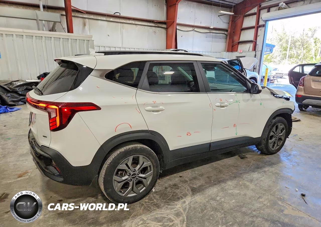 2024 Kia Seltos S VIN:KNDEUCAA3R7551109 - 3