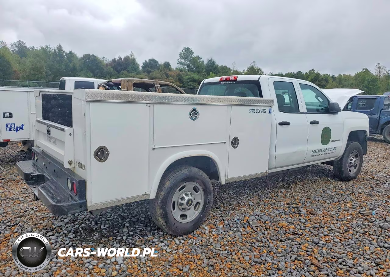2016 Chevrolet Silverado C2500 Heavy Duty VIN:1GC2CUEG7GZ300475 - 3