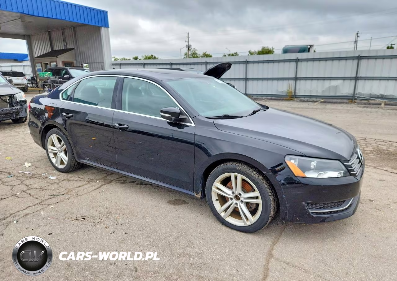 2014 Volkswagen Passat Se VIN:1VWBN7A39EC065380 - 4