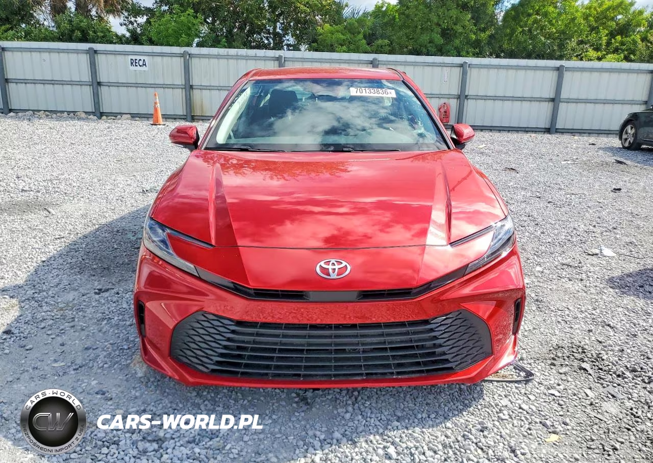 2026 Toyota Camry Le VIN:4T1DAACK6TU211505 - 5