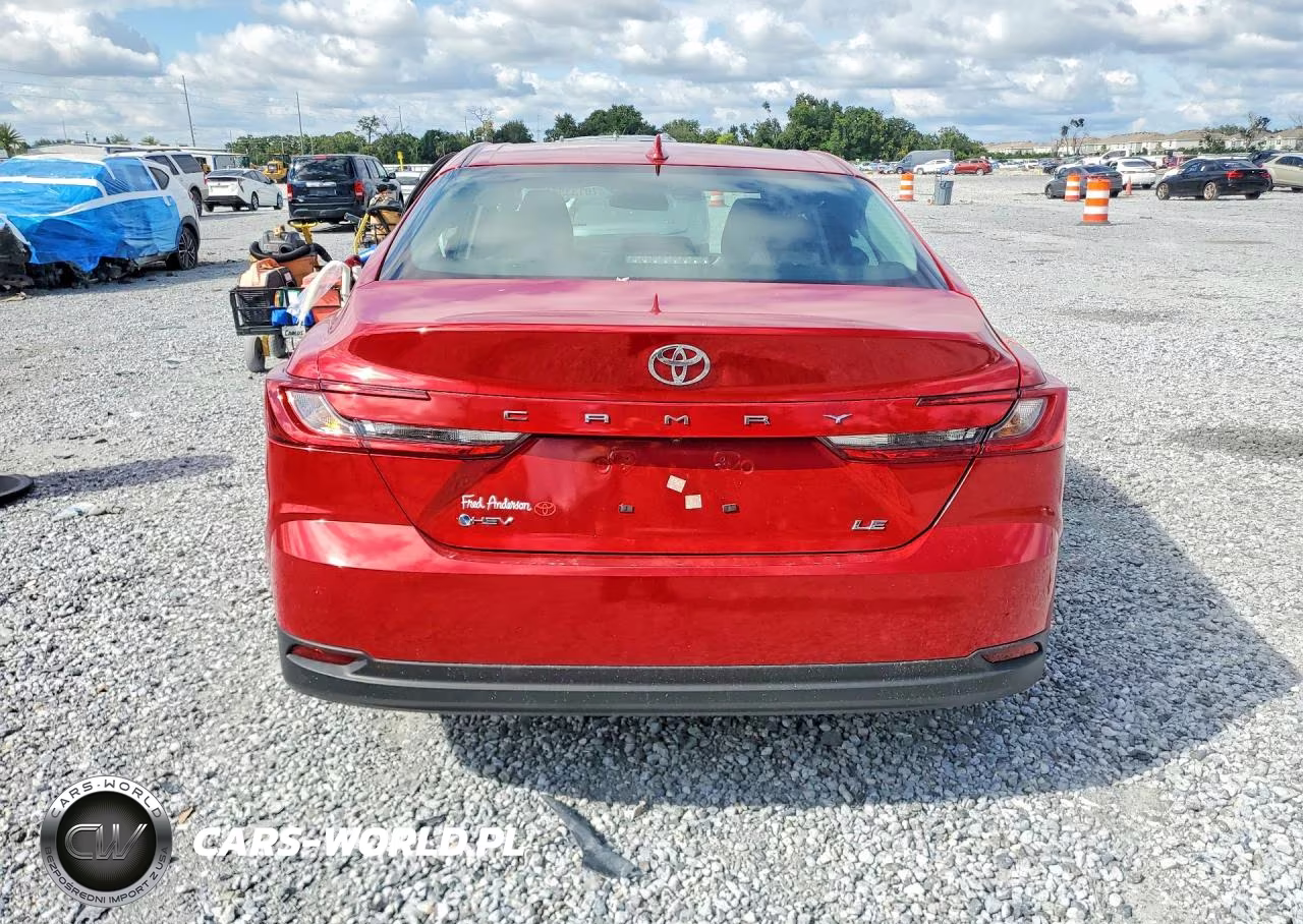 2026 Toyota Camry Le VIN:4T1DAACK6TU211505 - 6