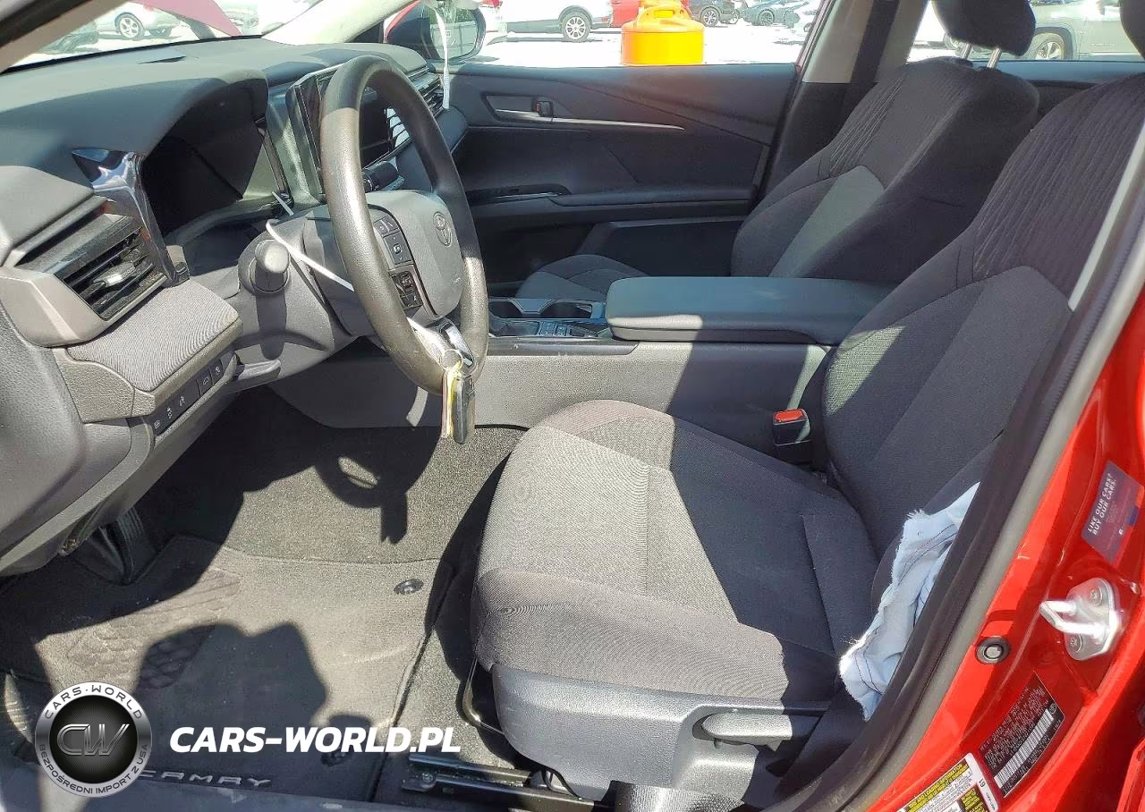 2026 Toyota Camry Le VIN:4T1DAACK6TU211505 - 7