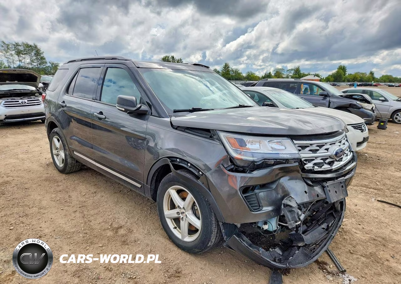 2019 Ford Explorer Xlt VIN:1FM5K7D82KGA95286 - 4