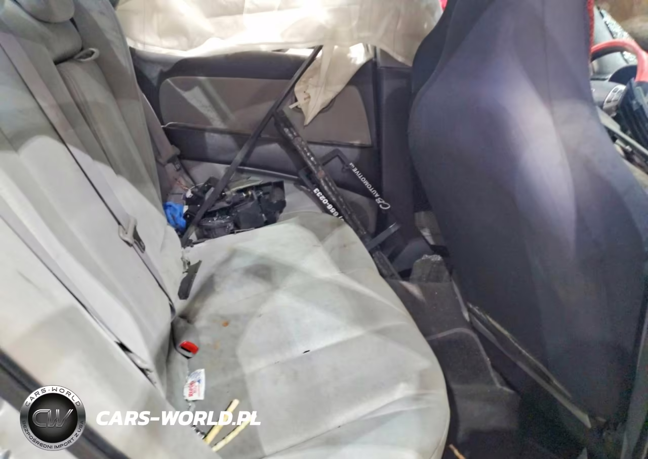 2008 Hyundai Elantra Gls VIN:KMHDU46D68U526883 - 10