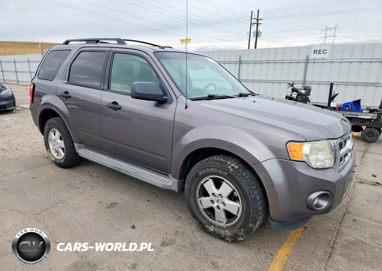 2011 Ford Escape Xlt VIN:1FMCU0DG1BKC42243 - 4