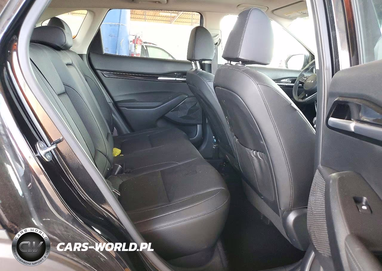 2025 Kia Seltos Ex VIN:KNDER2AA0S7797830 - 11
