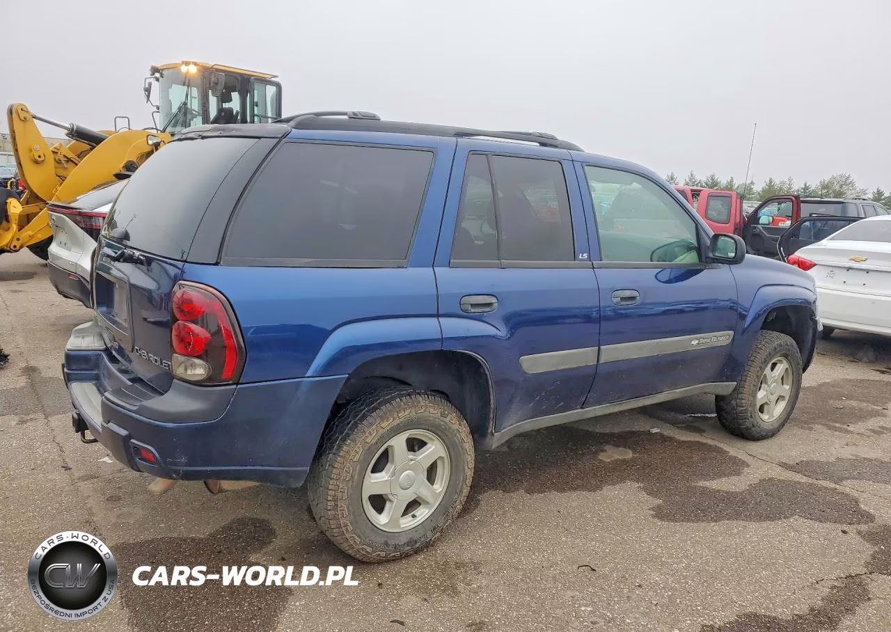 2004 Chevrolet Trailblazer Ls VIN:1GNDT13S242425300 - 3