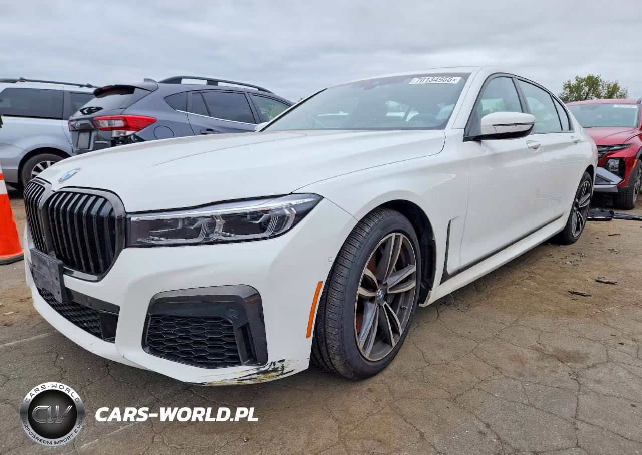 2022 BMW 750 Xi