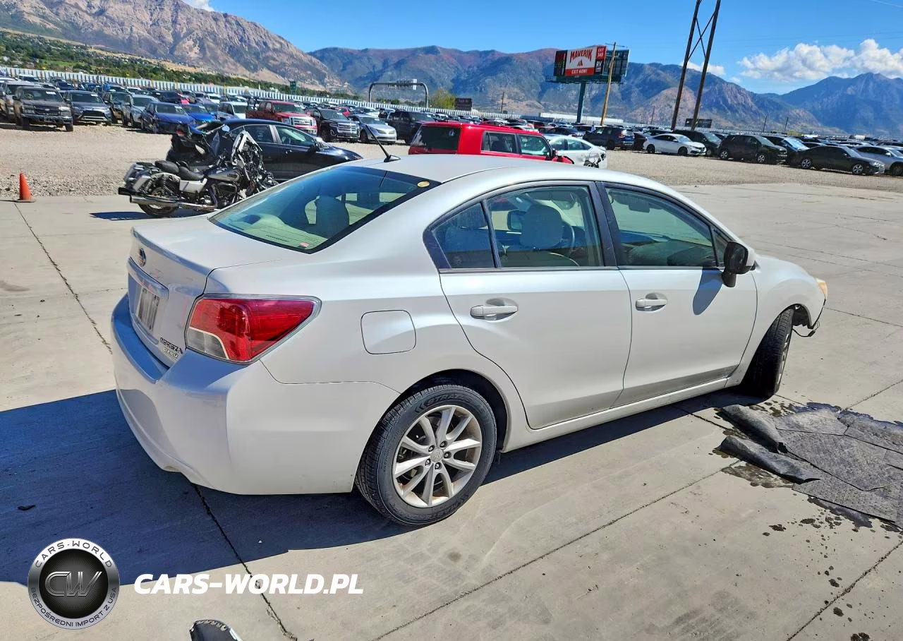 2014 Subaru Impreza Premium VIN:JF1GJAB67EH019274 - 3