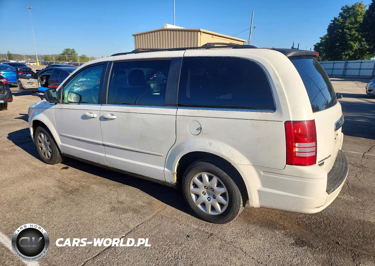 2010 Chrysler Town & Country Lx VIN:2A4RR4DE8AR346860 - 2