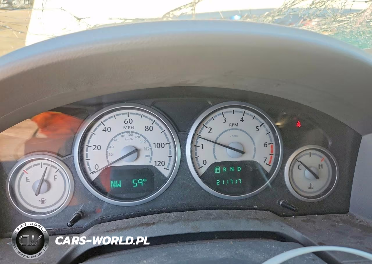 2010 Chrysler Town & Country Lx VIN:2A4RR4DE8AR346860 - 9
