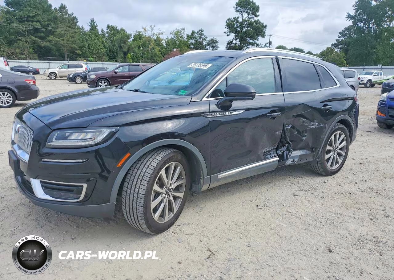 2019 Lincoln Nautilus Select