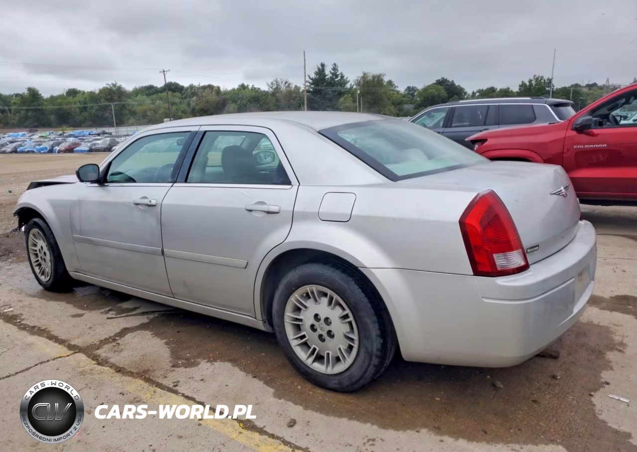 2006 Chrysler 300 VIN:2C3KA43R76H467464 - 2