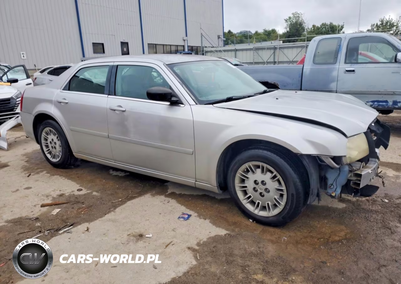 2006 Chrysler 300 VIN:2C3KA43R76H467464 - 4