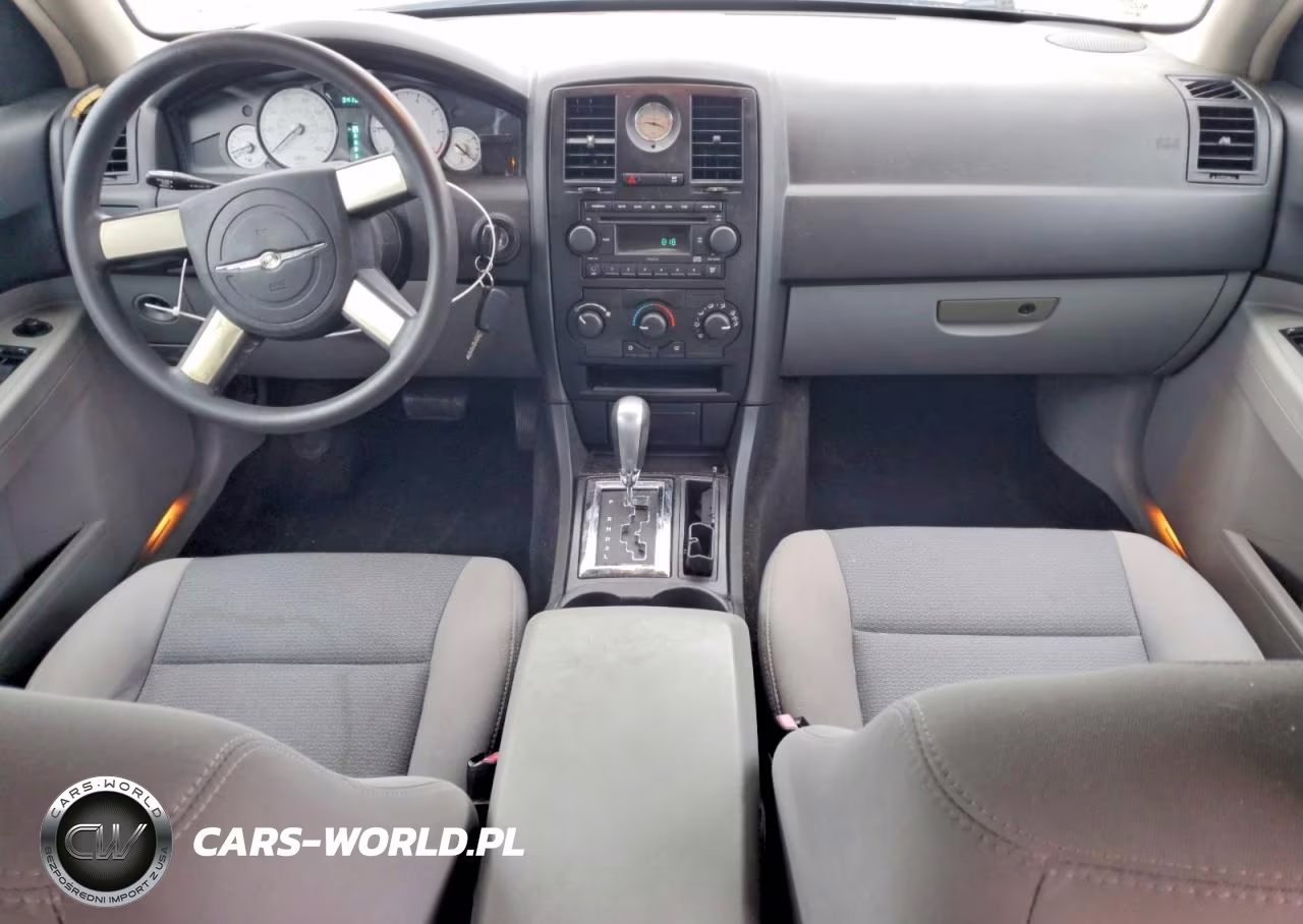 2006 Chrysler 300 VIN:2C3KA43R76H467464 - 8