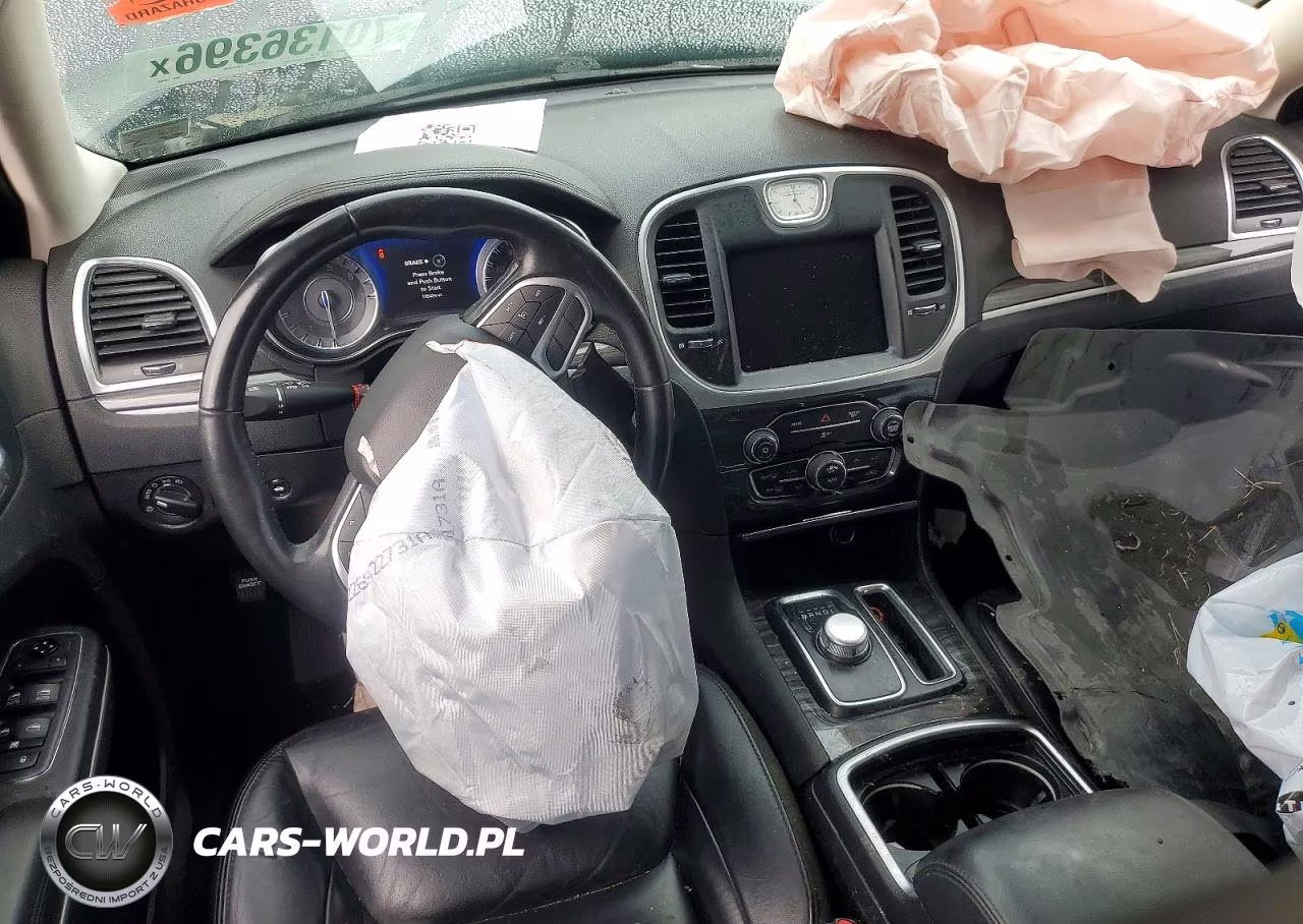2020 Chrysler 300 Touring VIN:2C3CCAAG9LH158900 - 8