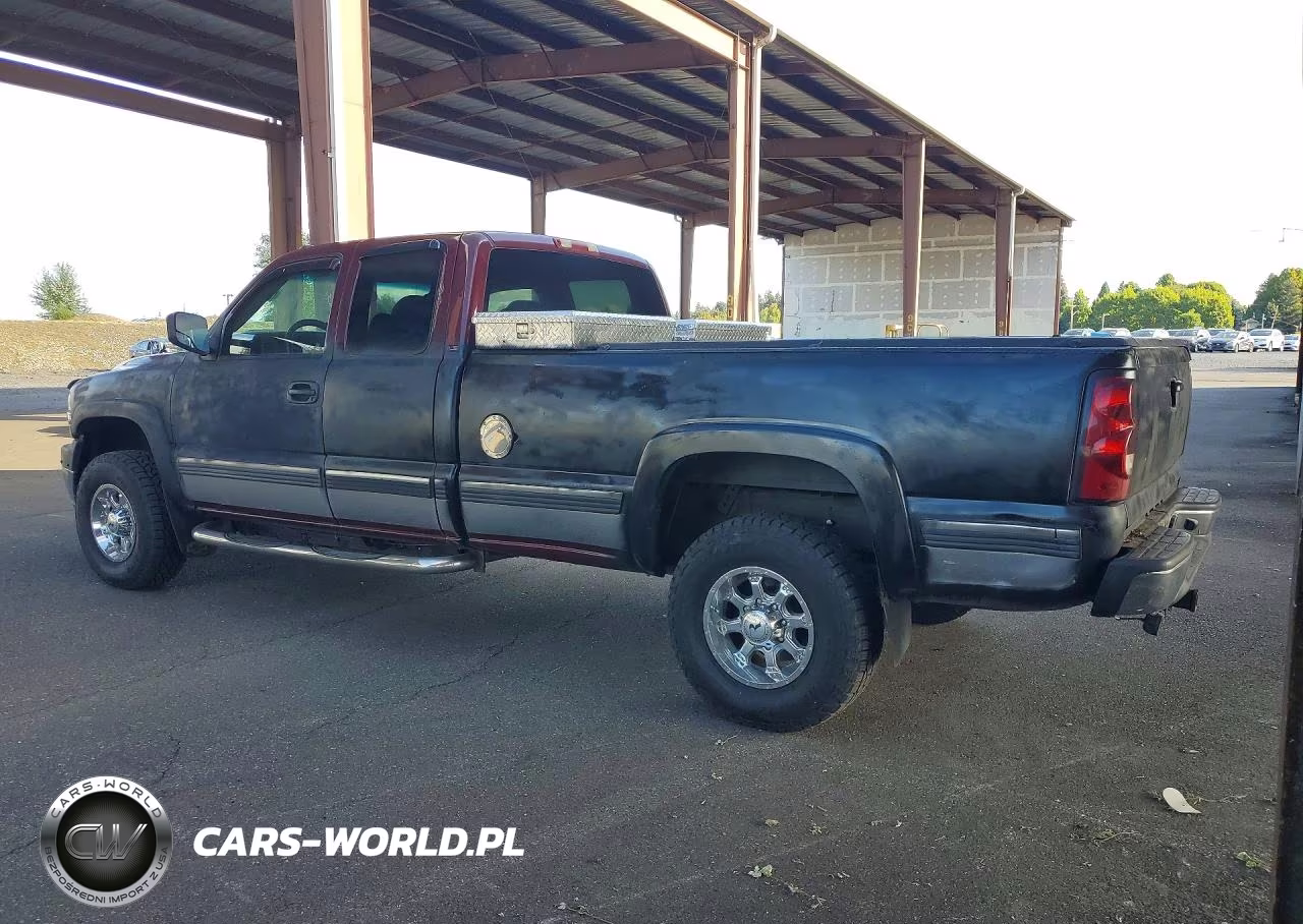 2002 Chevrolet Silverado C2500 Heavy Duty VIN:1GCHC29102E167952 - 2