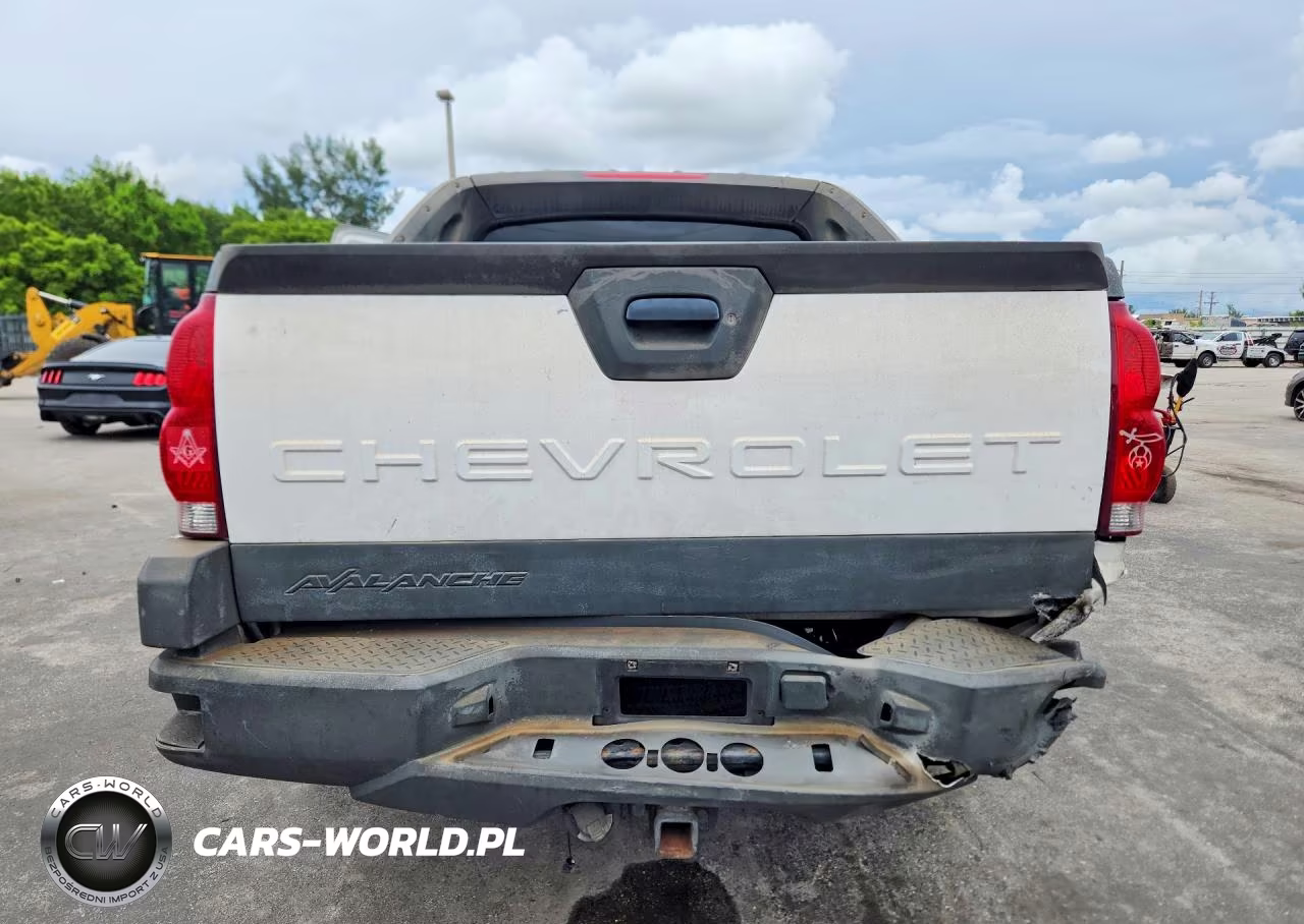 2002 Chevrolet Avalanche VIN:3GNEC13TX2G105689 - 6