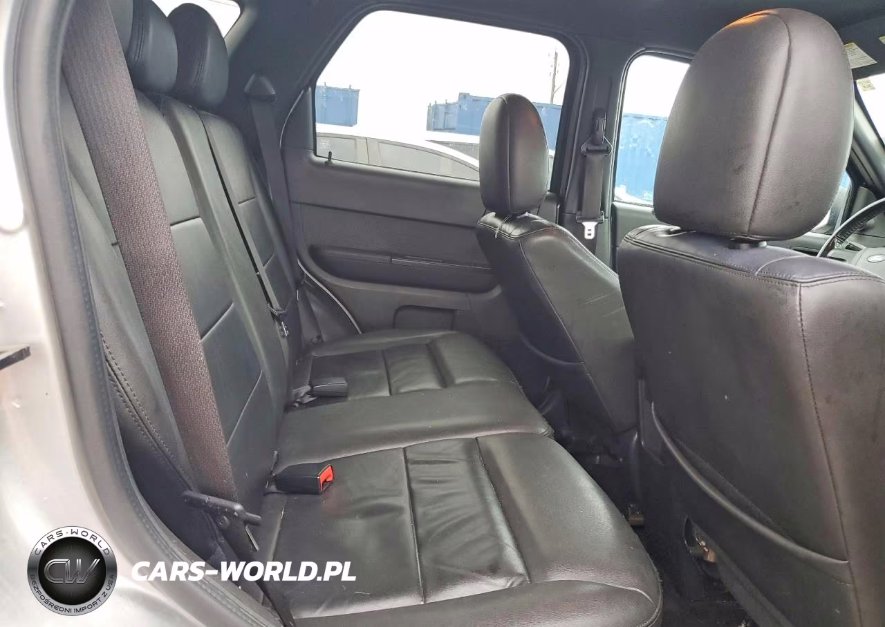 2010 Ford Escape Xlt VIN:1FMCU0D75AKB87052 - 11