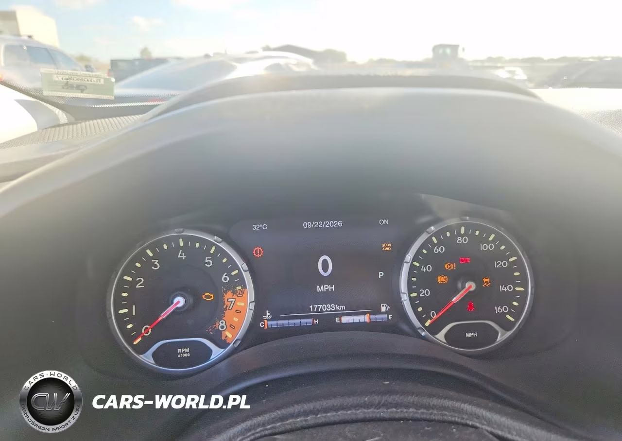 2016 Jeep Renegade Limited VIN:ZACCJBDT3GPD07838 - 9
