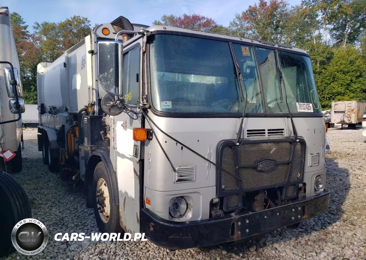 2018 Autocar Xpeditor Refuse Truck