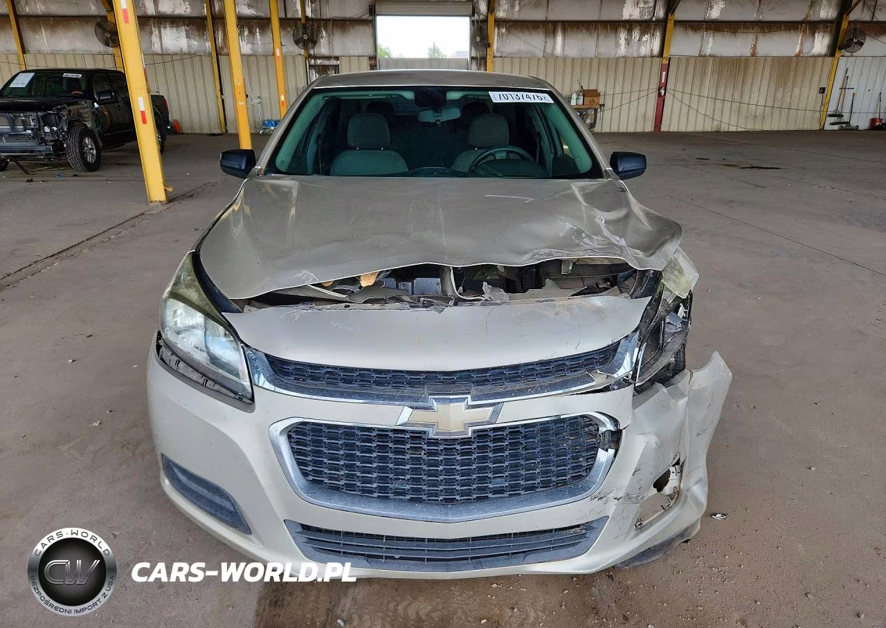 2015 Chevrolet Malibu Ls VIN:1G11B5SLXFF225589 - 5