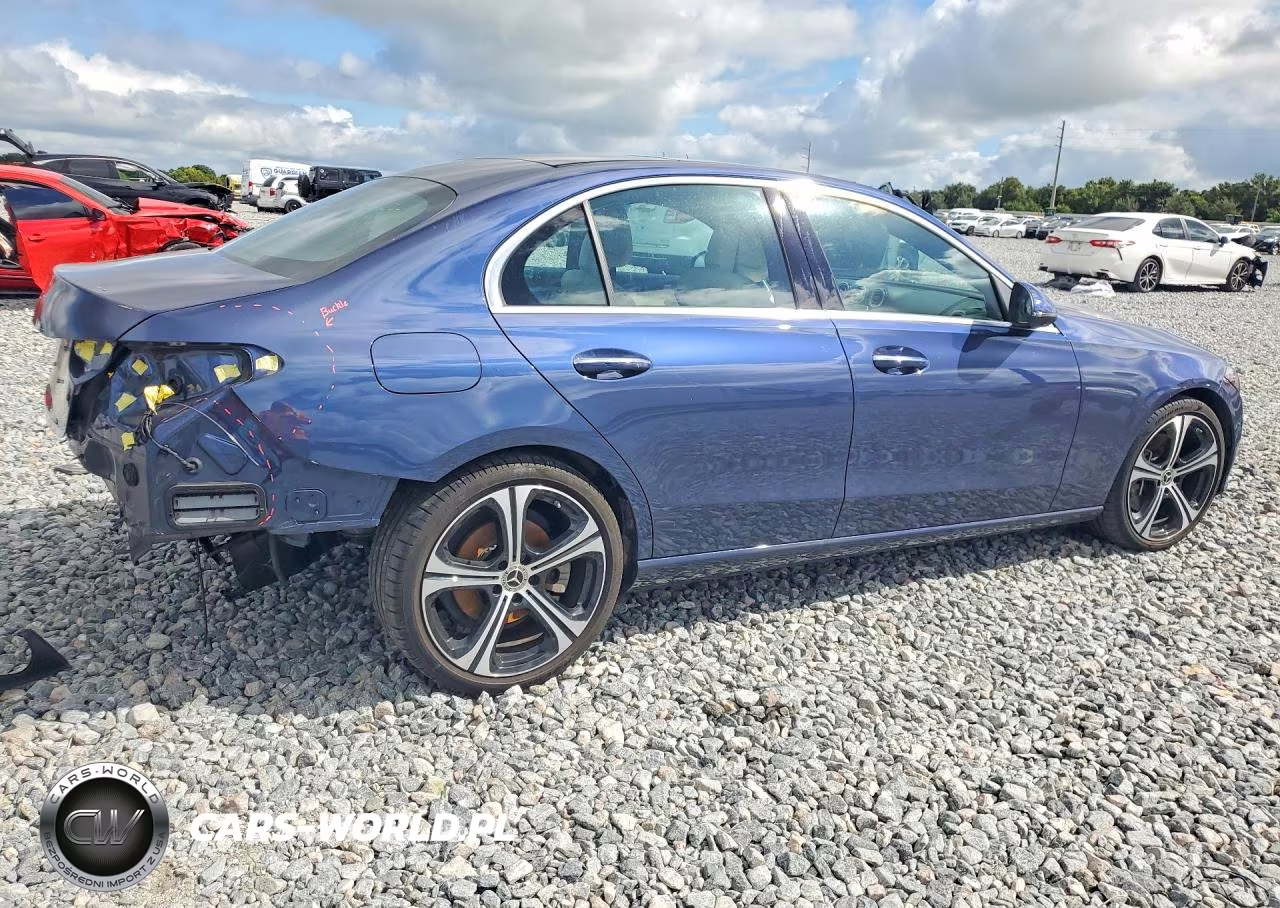 2025 Mercedes-Benz C 300 VIN:W1KAF4GB9SR261262 - 3