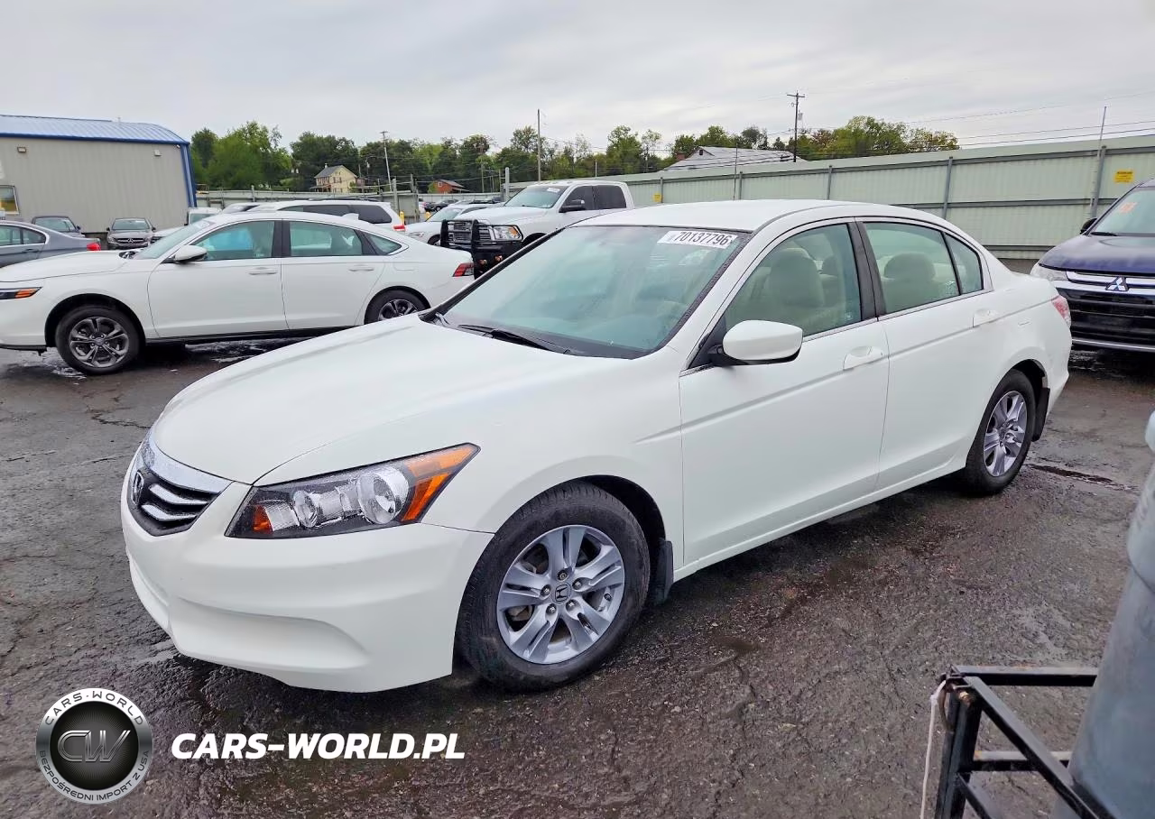 2011 Honda Accord Lxp VIN:1HGCP2F45BA142051 - 1