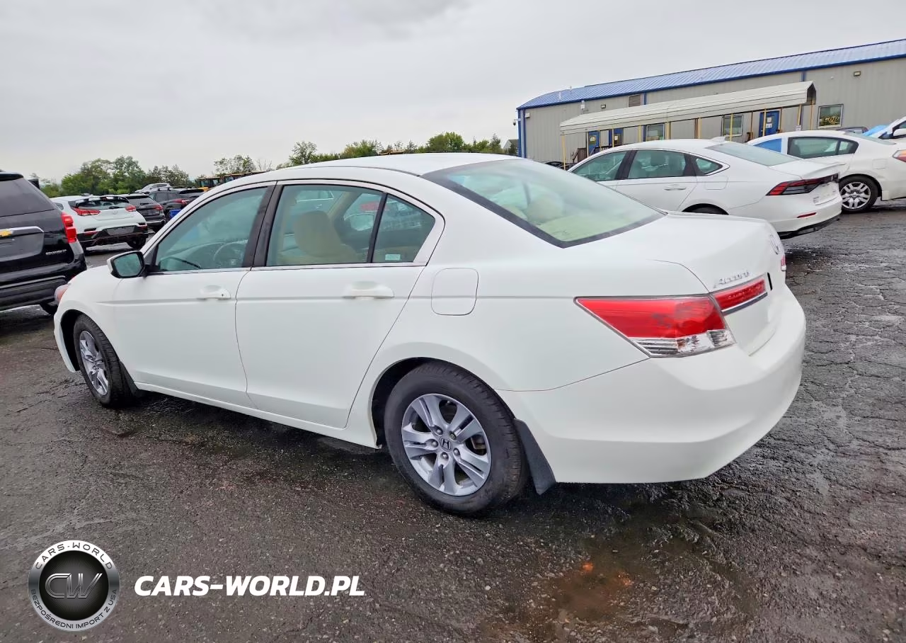 2011 Honda Accord Lxp VIN:1HGCP2F45BA142051 - 2