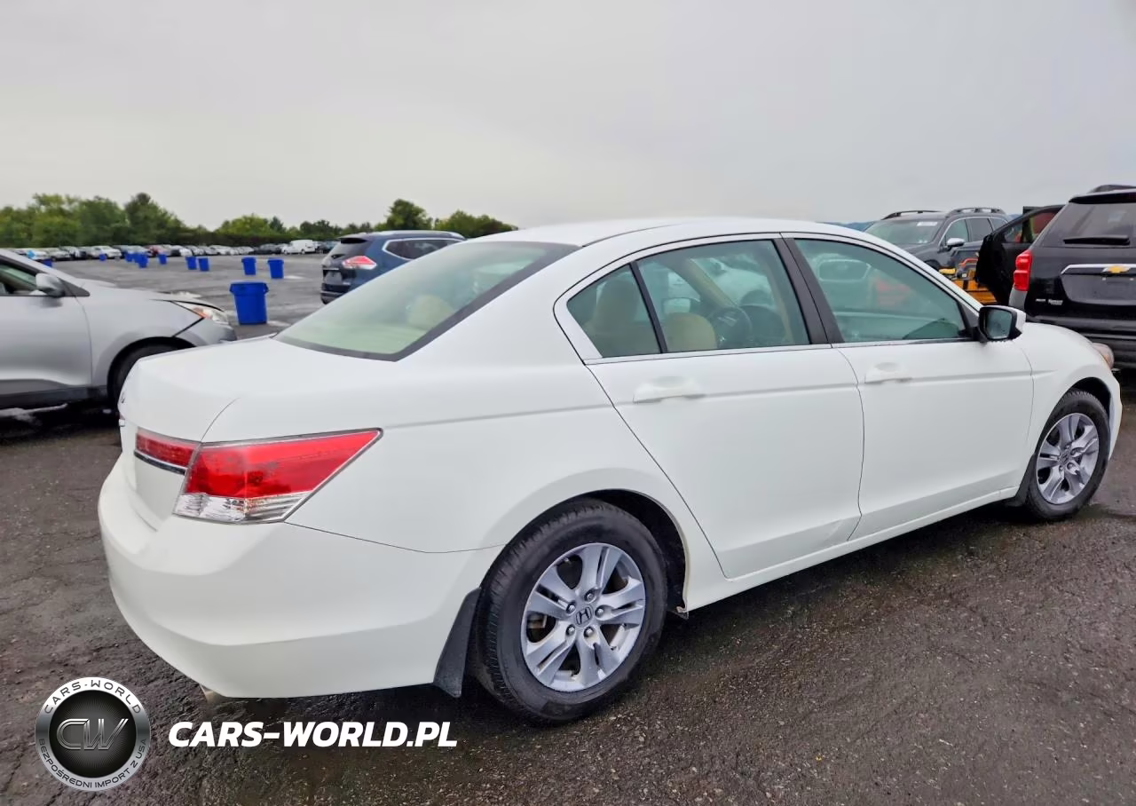 2011 Honda Accord Lxp VIN:1HGCP2F45BA142051 - 3