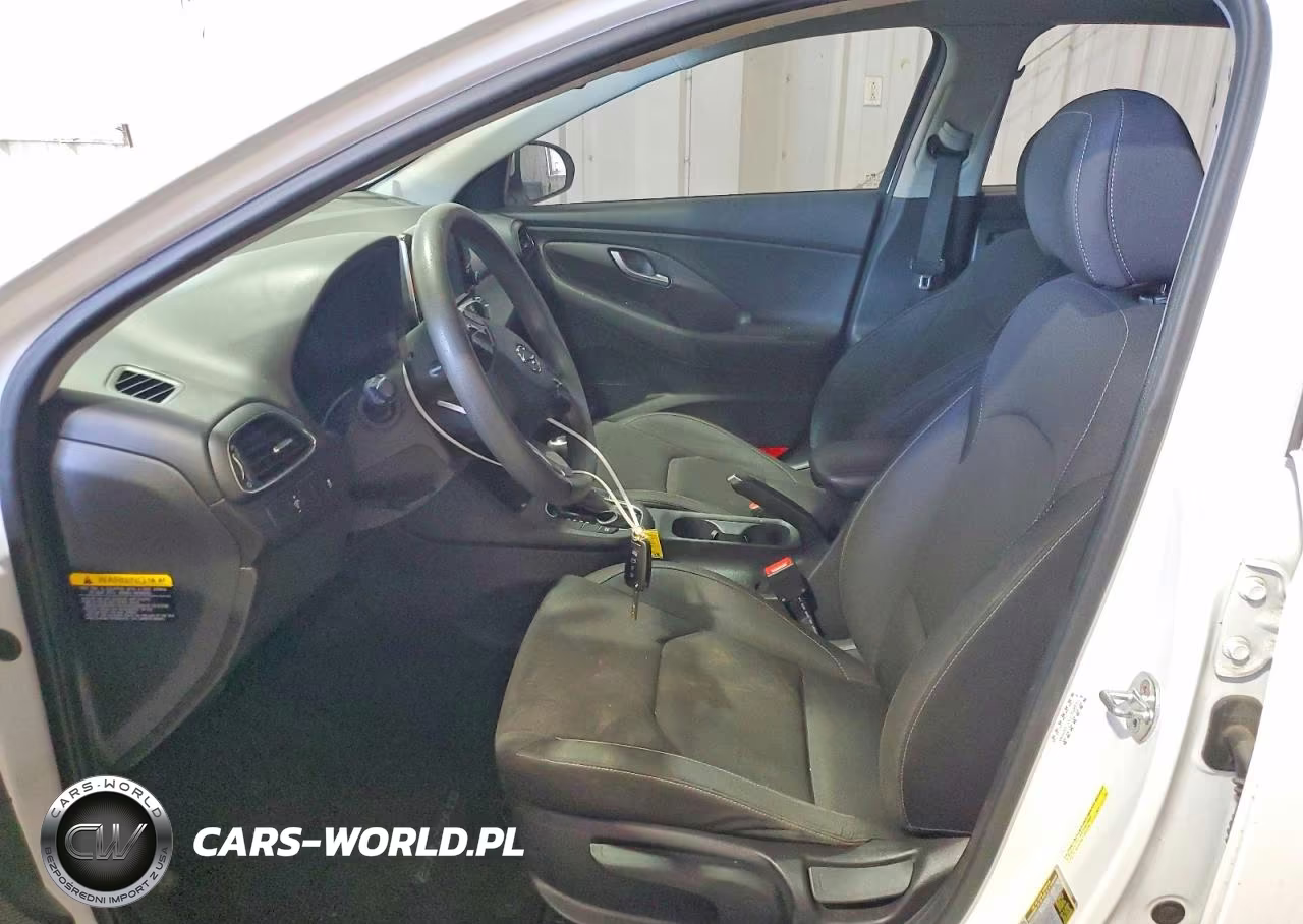 2018 Hyundai Elantra Gt Base VIN:KMHH35LE9JU068530 - 7