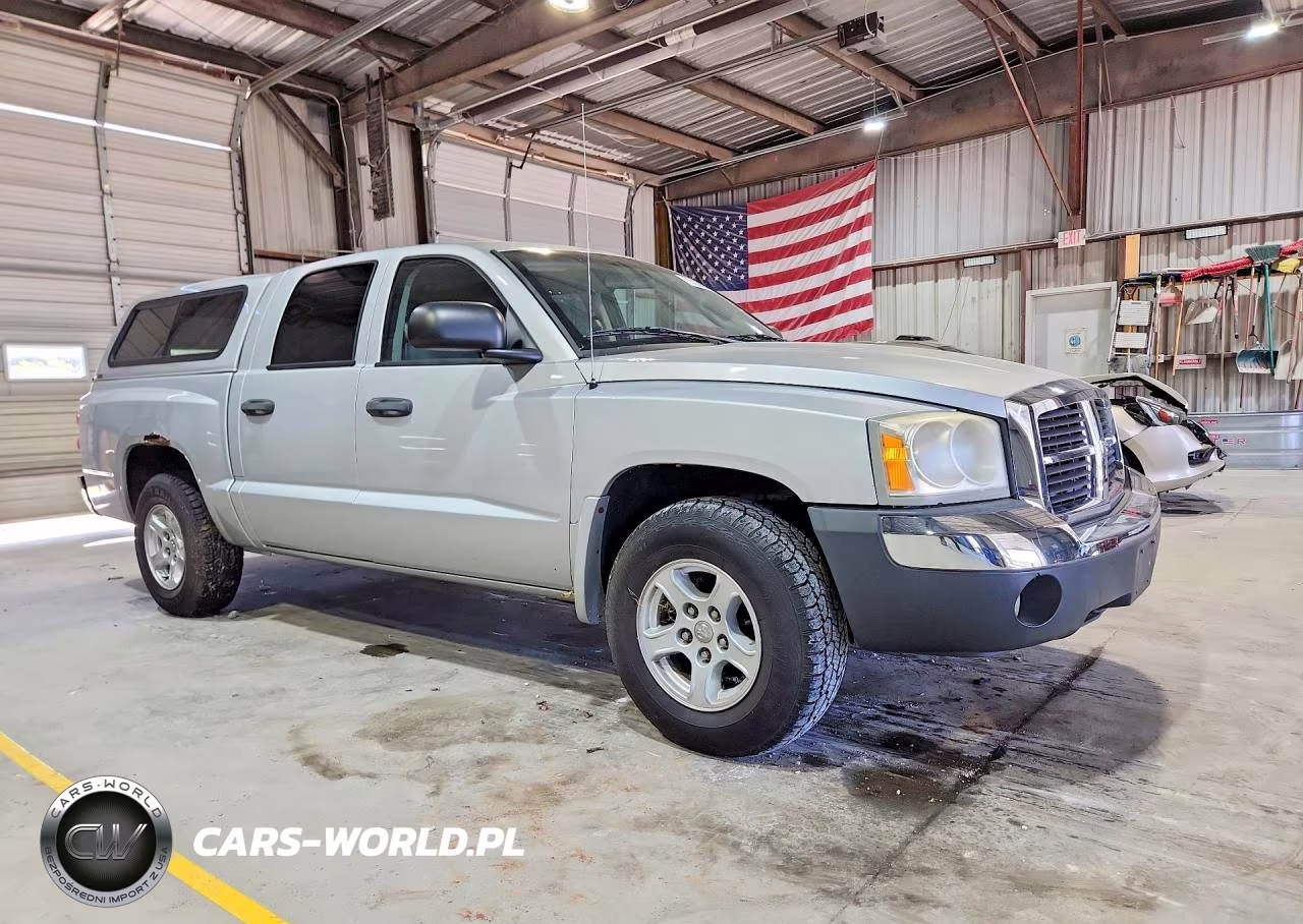 2005 Dodge Dakota Quad Slt VIN:1D7HW48N05S290914 - 4