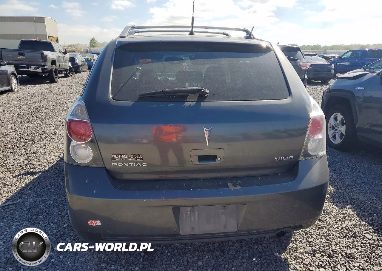 2010 Pontiac Vibe VIN:5Y2SP6E85AZ404060 - 6