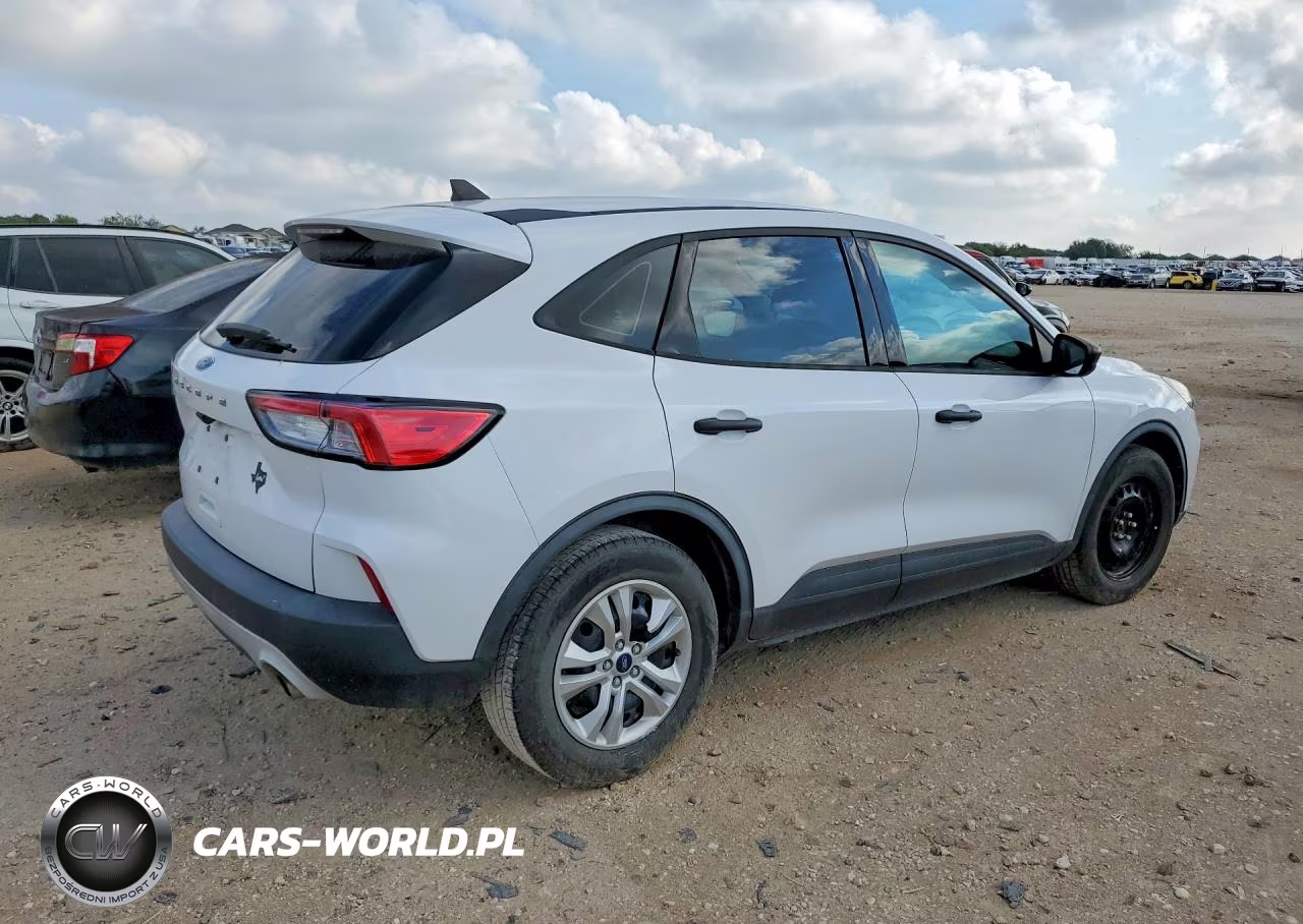 2020 Ford Escape S VIN:1FMCU0F60LUC70688 - 3